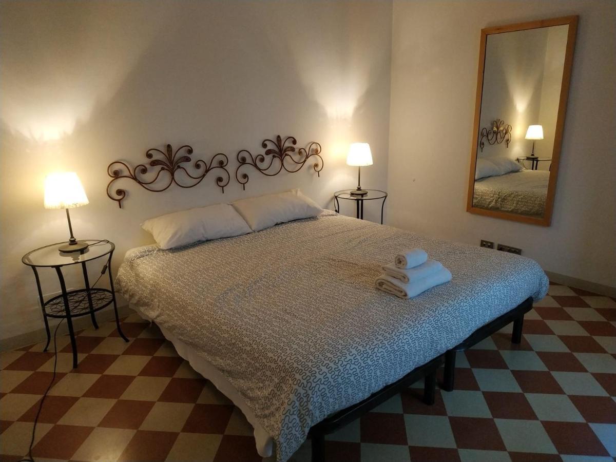Casina Cairoli * Torino